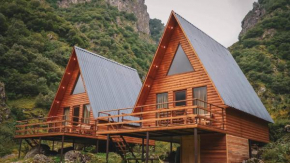 Discover cottages Gveleti